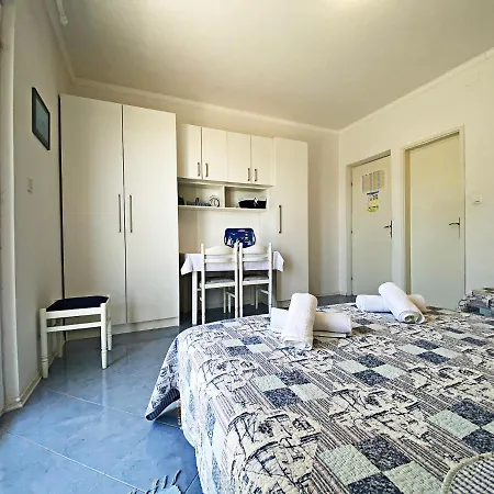 Apartments And Rooms Katarina Zivogosce Exterior photo