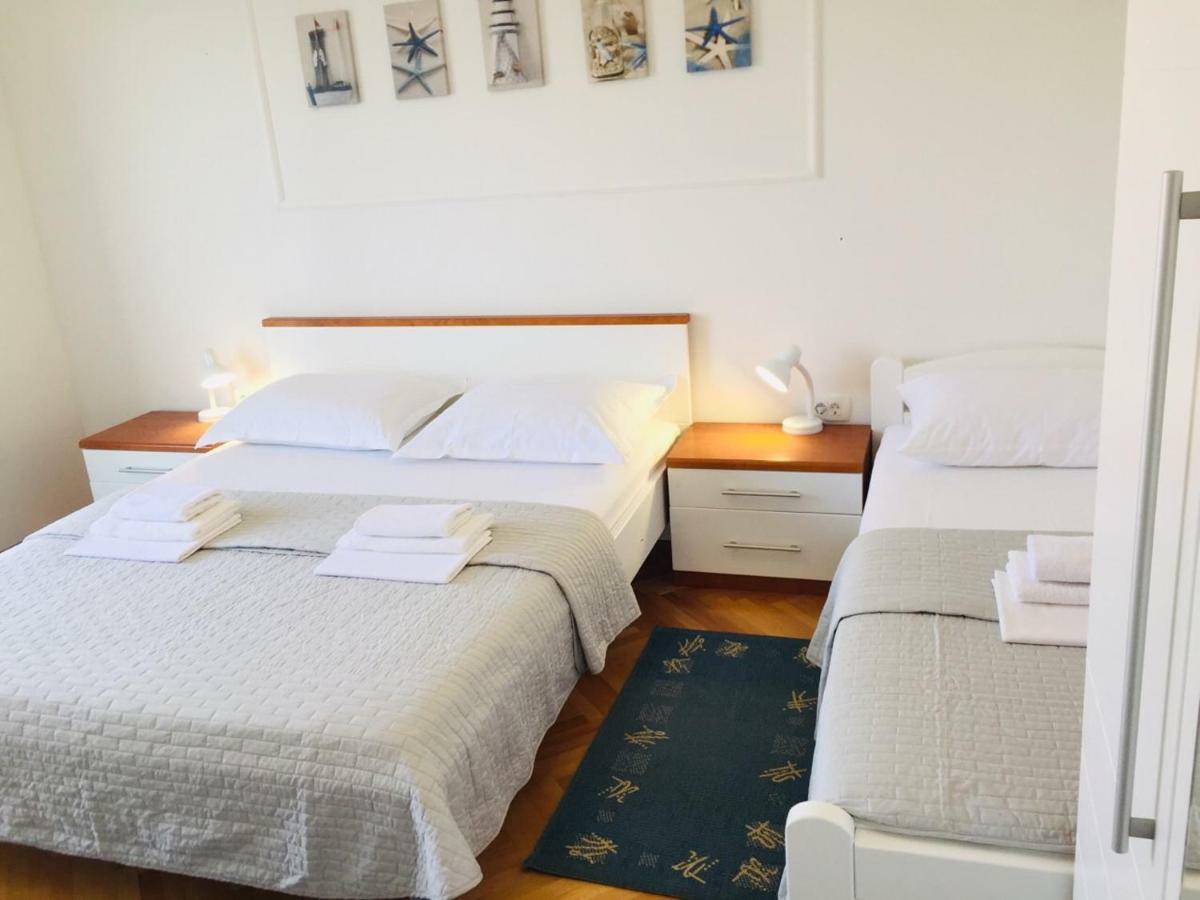 Apartment Apartments&rooms Katarina